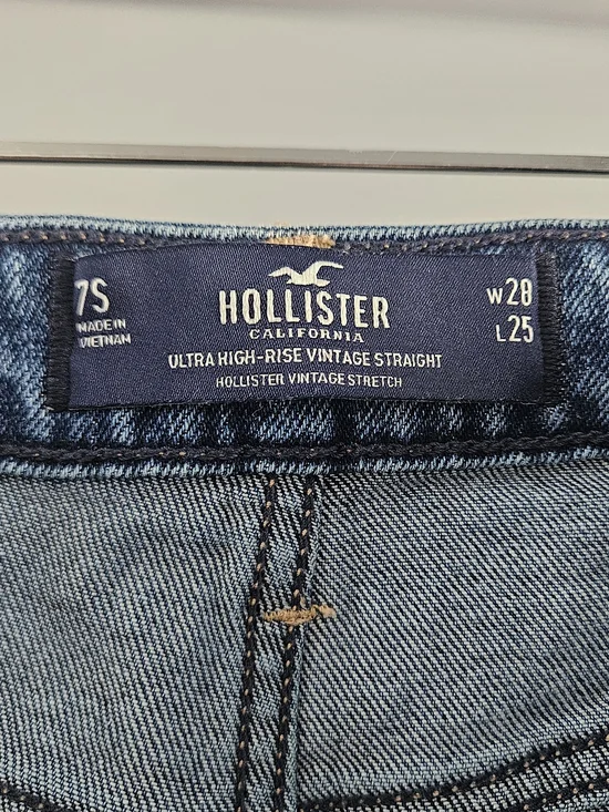 Hollister Light Blue Ultra High-Rise Vintage Straight Jeans Distressed 28×25 - Picture 4 of 5